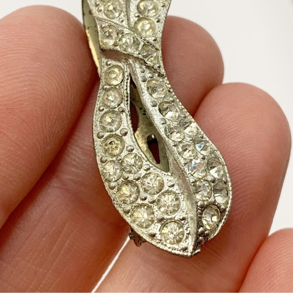 Vintage/antique clear rhinestone art deco bow dress clip 1930s? - Picture 4 of 10